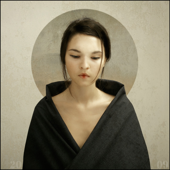 LE SOLEIL LEVANT..., photography by Louis Treserras. In People, Portrait