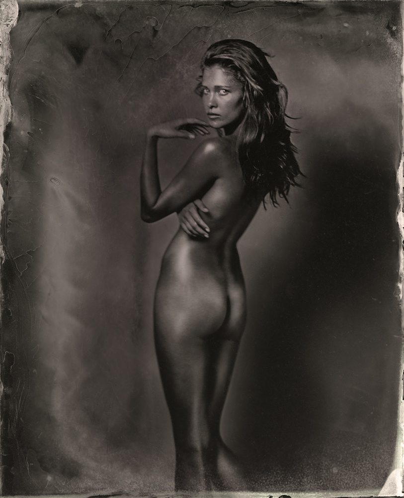 100729-0001, photography by Igor Vasiliadis. Sinar P2 + Voigtlander 16. Wet plate on blackened silver. In People, Nude, Female