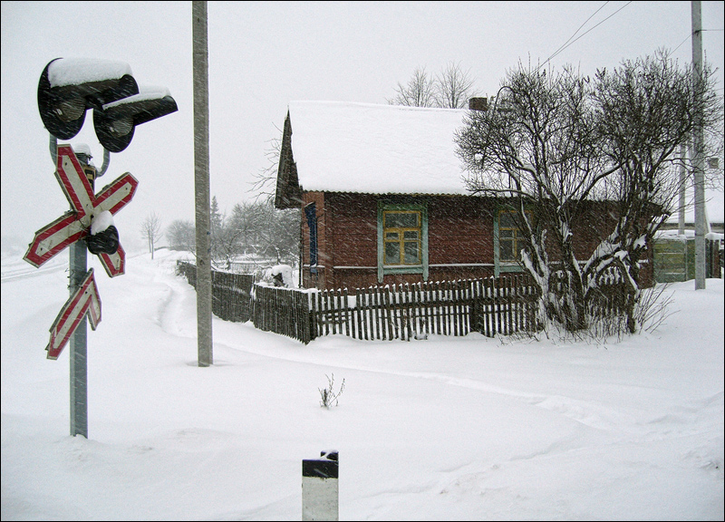 Untitled, photographie de Dmitry Pavlov. Panasonic Lumix DMC-LS2. Dans Construction, Edifice, Maison