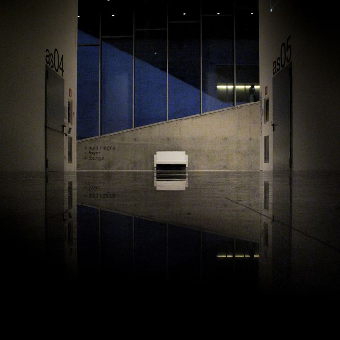 Dans Construction, Int&eacute;rieur. 591, photographie de Iaia Gagliani. Image #390788