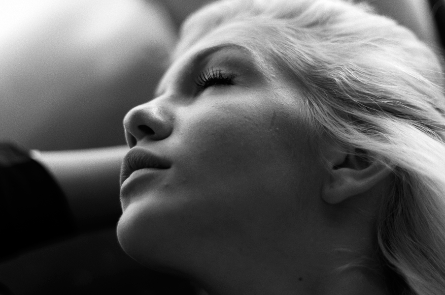 Portrait N&deg; 318, photography by Loya. In People, Portrait, Female