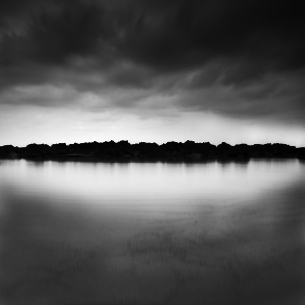 Borderline, photography by Alberto Llamazares. 70 seg.. 40 D. long exposure. In Nature, Scenery, Waterscape