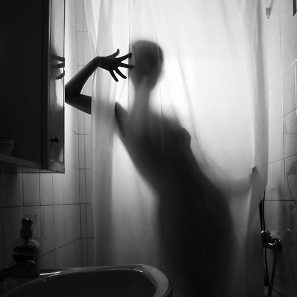 The shadow, photography by Diana Bodea. In People, Self-portrait