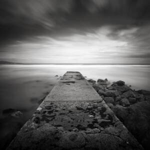 Seewall, Gu&eacute;thary by L&eacute;on Leijdekkers