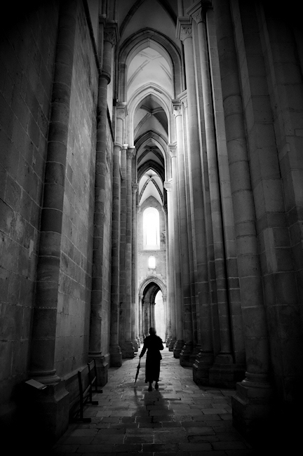 Untitled, photography by Rui Palha. Full frame (no crop). In Construction, Edifice, Monument