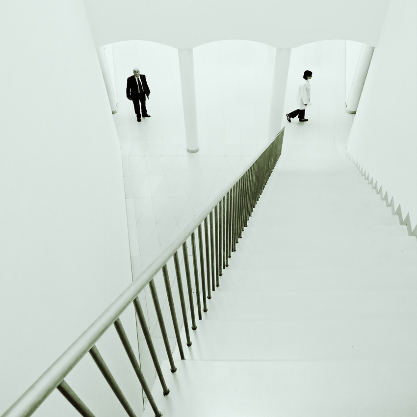 In The Gallery #5, photography by Henrik M&uuml;ller. In Construction, Edifice, Building