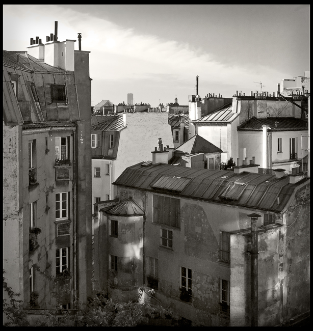 roof, photography by Renato Corradi. In Construction, Cityscape, skyline