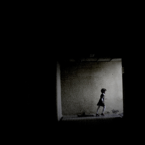 tunnel, photography by Jaime Monfort. In People, Infant, children