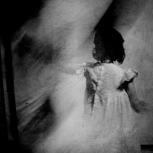 Violeta, photography by Jaime Monfort. In People, Infant, children