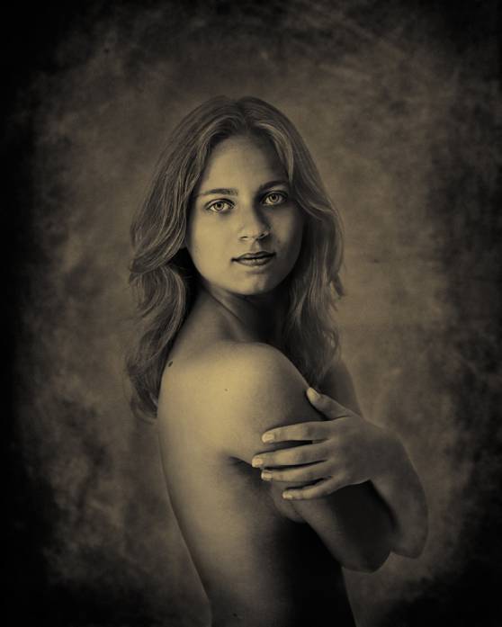 Elisa II, photography by Lionel Hug. Nikon D700. In People, Portrait, Female