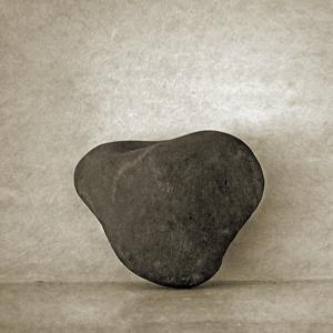 Heart Stone, photography by David Morris Cunningham. In Object, Still life
