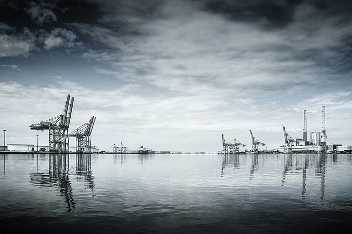 In Construction, Cityscape, skyline, Harbour. Calme, photography by Jean-baptiste Poulain. Image #393623