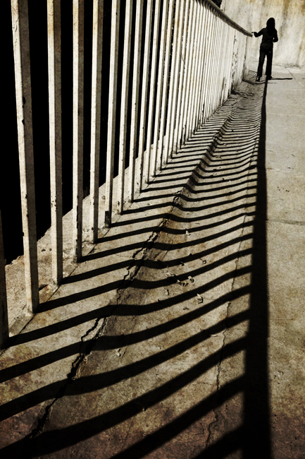 1349, photography by Sara Mohaddes. canon500D-lens10-22. In People, Everyday, City life
