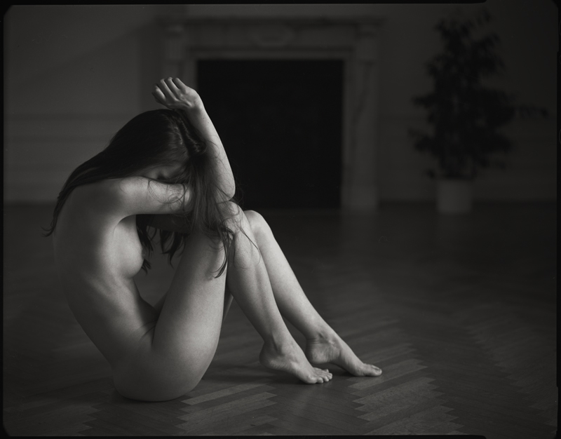 Untitled, photography by Jan Scholz. marie-anne @ bruxelles. linhof technika. available light. In People, Nude