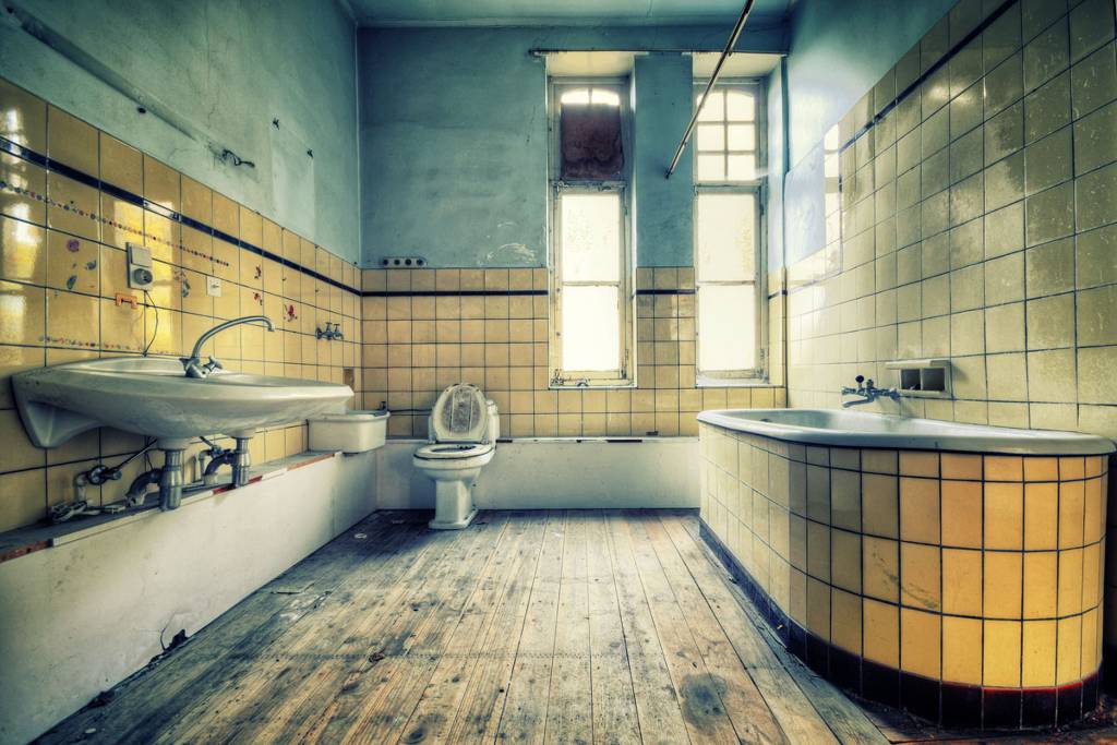 In Construction, Edifice, House. Untitled, photography by Andy Starflinger. Image #388486