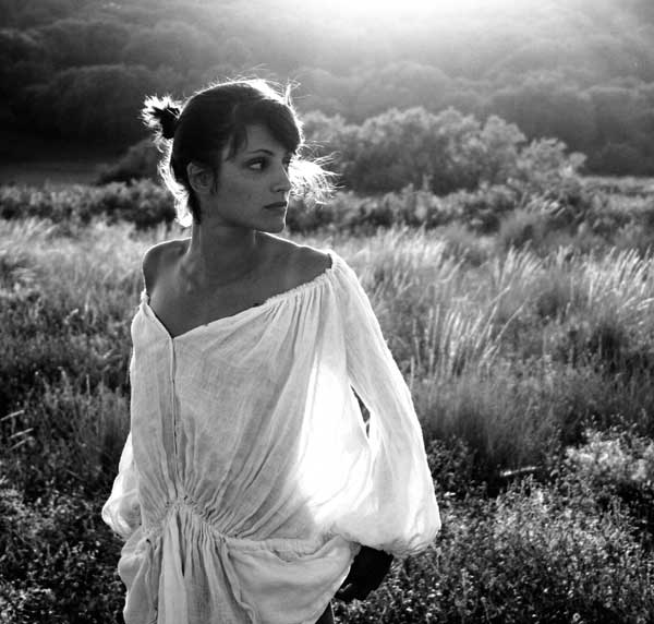 absence, photography by Sonia Chabas. In People, Portrait