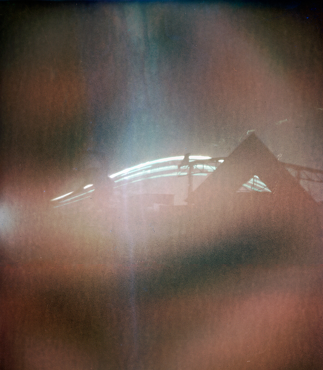 Sans Titre, photography by Danuta Turkiewicz. from 28.11.2010 to 22.12.2010. self-made pinhole camera, solarography. paper: foma. In Construction, Edifice