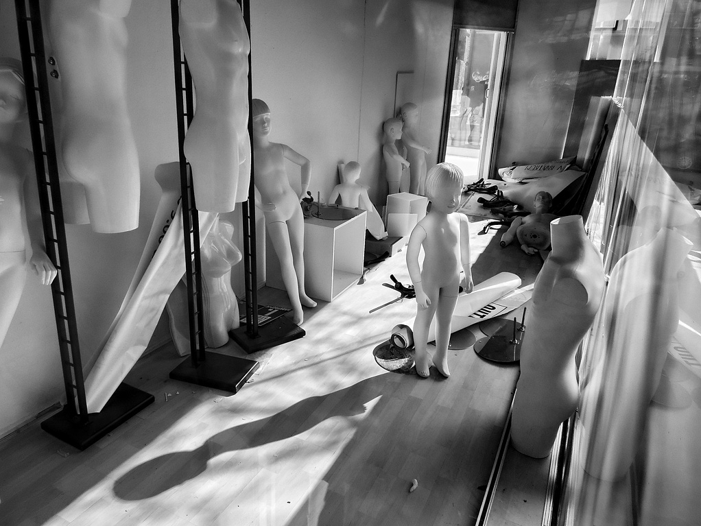 In Object, Sculpture. Surrogates, photography by Jure Kravanja. Image #377972