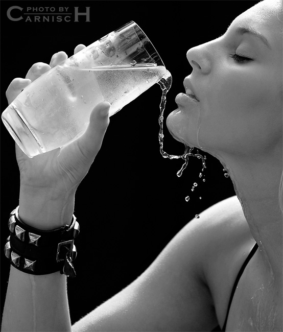 Refresh, photography by Roseano Roberto. In People, Portrait, Female