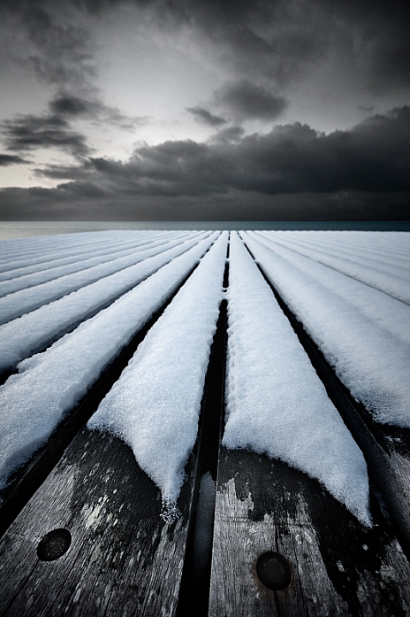 In Construction, Edifice, Pier, pontoon. Planches #9, photography by Yann Grancher. Image #346442