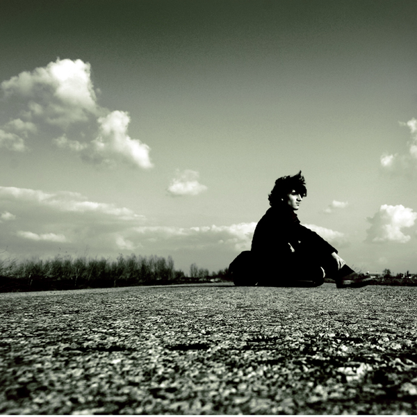 ...when I&acute;m thinking..., photography by Omar Kanawati. sony DSLR100. In People, Portrait