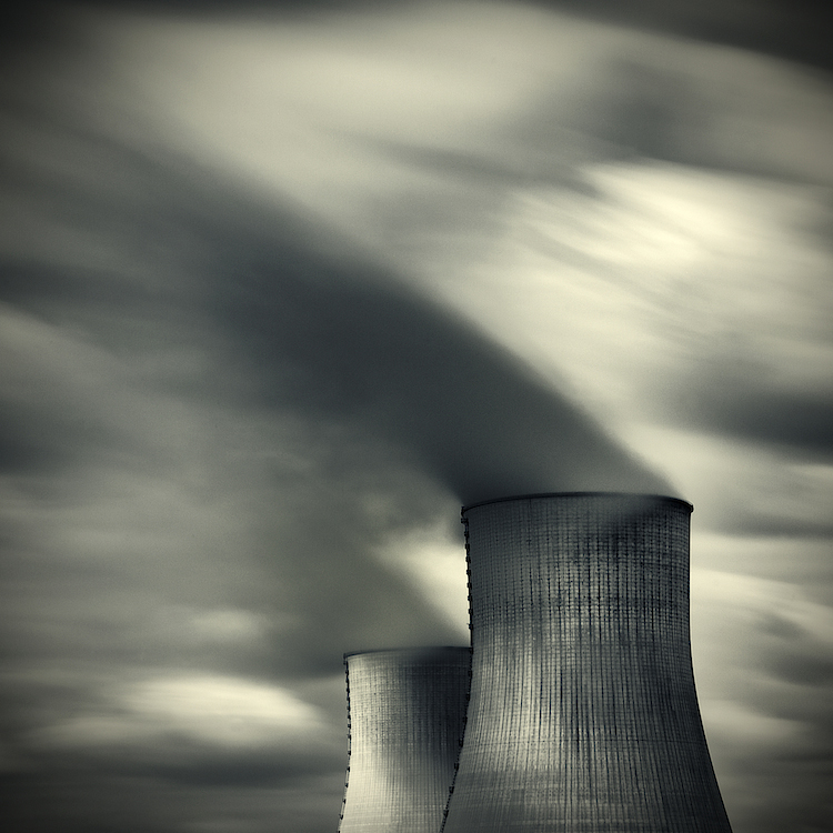 Alligators 427, photography by Lionel Orriols. Canon 30D. Longue exposition. In Industrial, technology, Factory