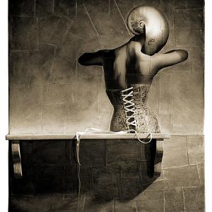 Broken and fixed 2009 tribute to Horst P. Horst Mainbocher Corset 1939 by Oliver Wetter