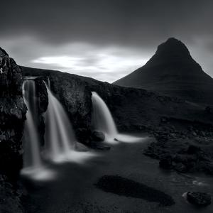 Irresistible by Maximilian+christian Baeuchle