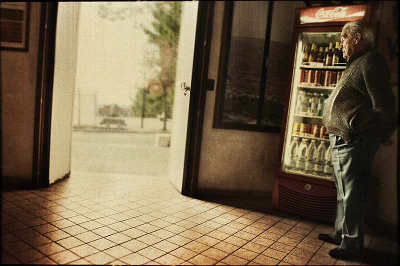 Cocacola, photography by Virginia Fragiacomo. In People, Everyday