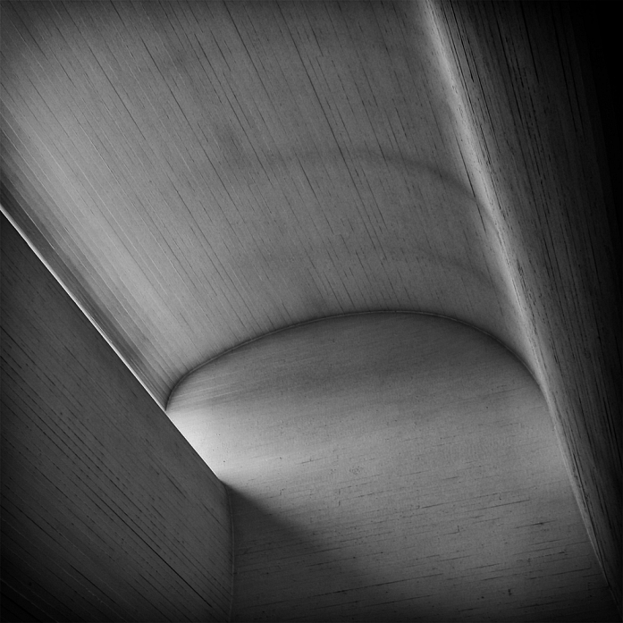 Concrete Curve, Artwork by Edouard Cailliau. Bagsvaerd Church, Jorn Utzon, Copenhague, Danemark, 1968-1976