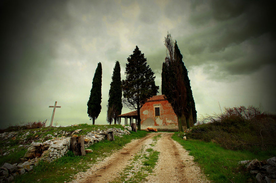 Way To, photography by Sandro Sardoz. PENTAX K 20 D. In Construction, Edifice, Religious