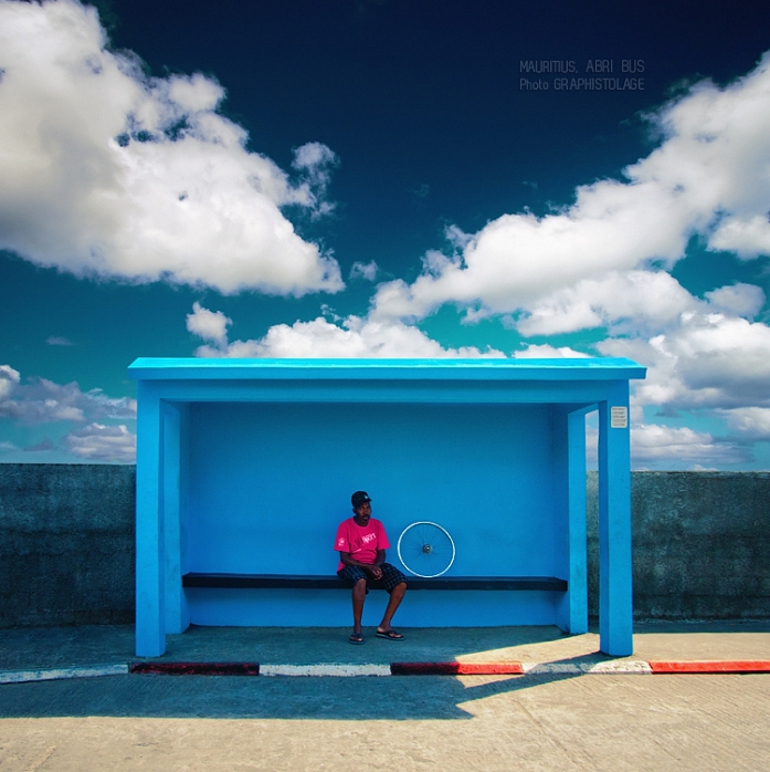 In Construction, Edifice, Structure. Mauritius Abri Bus 2/3, photography by Graphistolage David. Image #394905