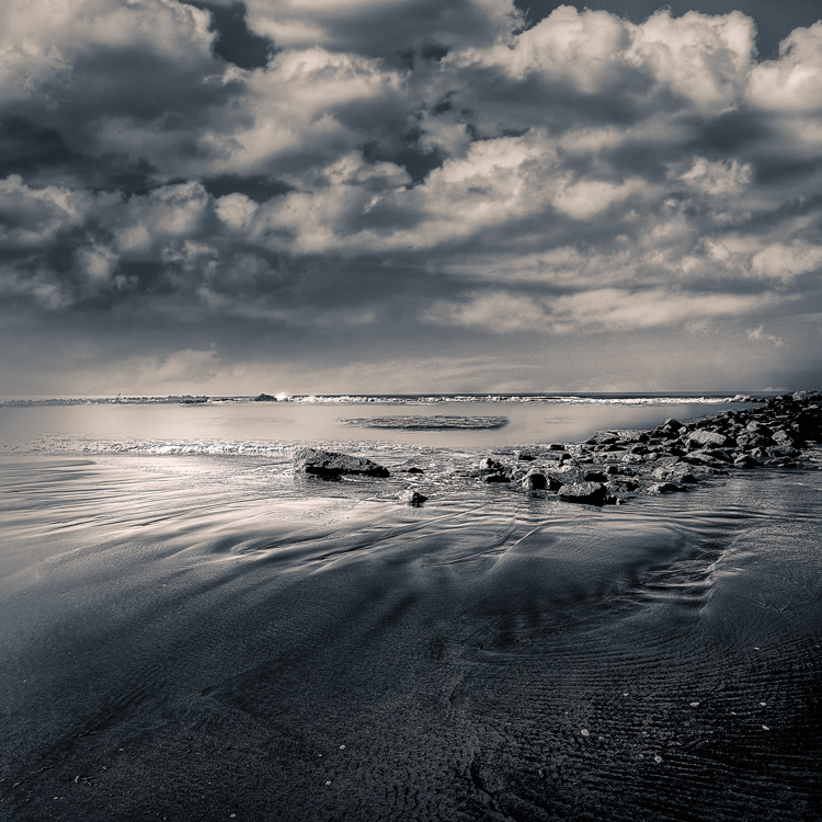 In Nature, Scenery, Waterscape. Slowly, photography by Gavino Idili. Image #207337