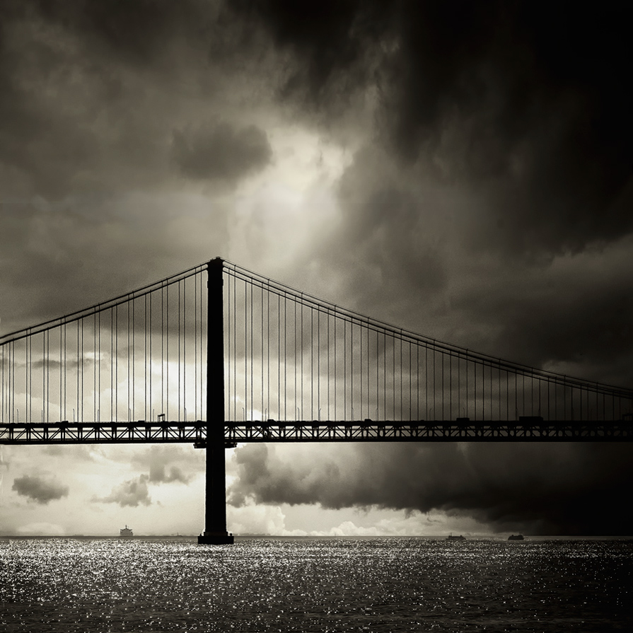 The Bridge, photography by Gavino Idili. Nikon D300. In Construction, Edifice, Bridge