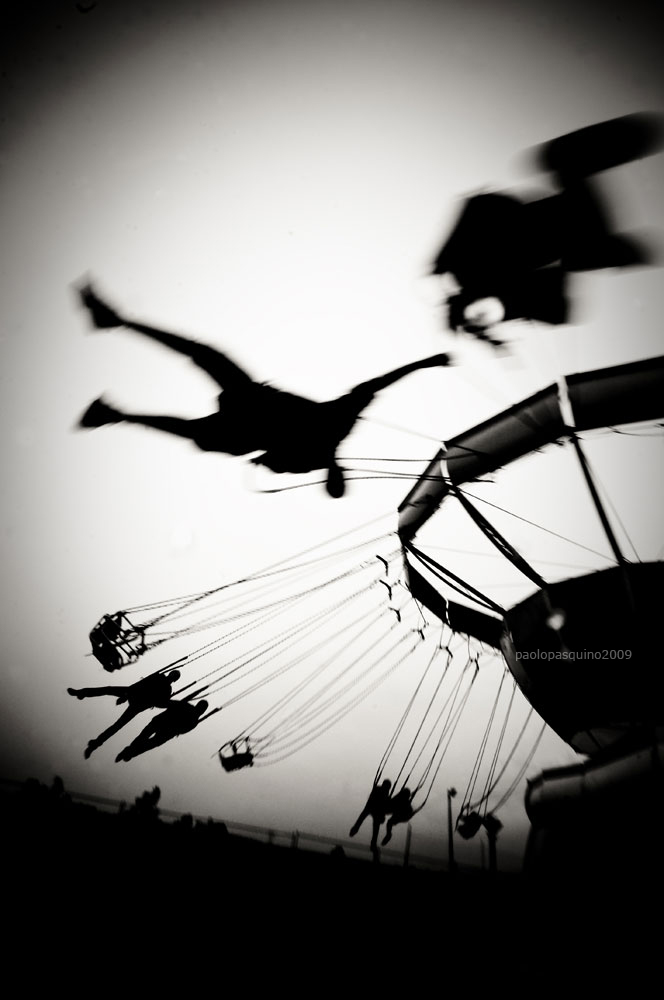 fly, photography by Paolo Pasquino. In People, Miscellaneous