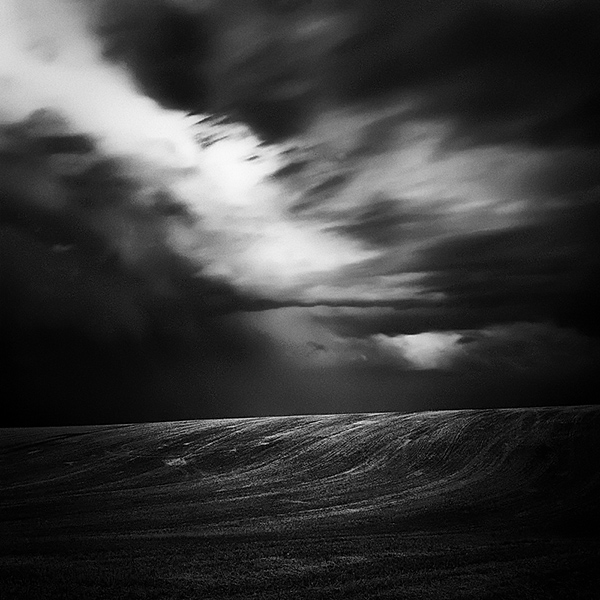 Rayo de luz, photography by Israel Martos Jurado. Pentax K20d. long exposure. In Nature, Weather