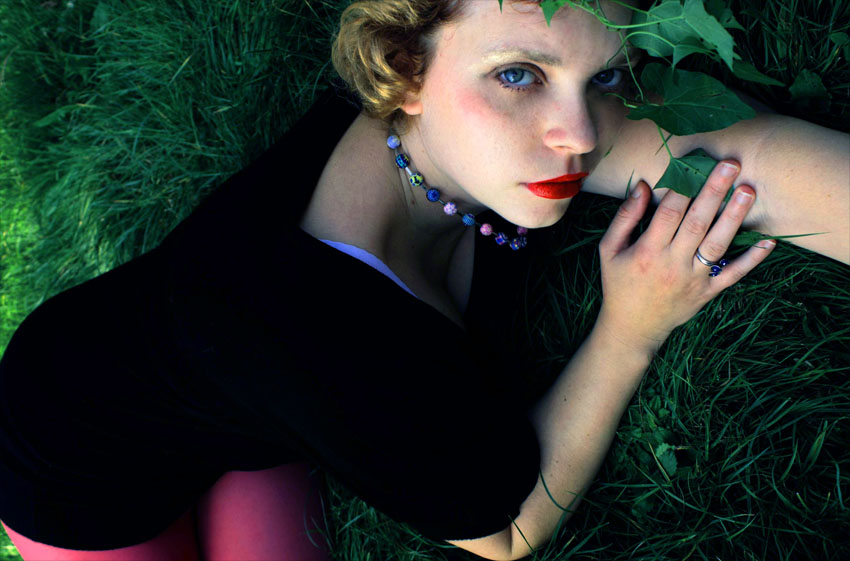 Red Lips, photography by Jennifer Bruget. canon 450d. In People, Self-portrait