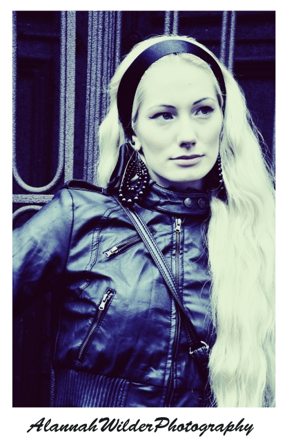 Cold Smile, photography by Magdalena Tynska. Photographer, Editor: Me.

Model, Make - Up: Anastassia.. NIKON D90 + Nikkor 18 - 105 mm + Adobe Photoshop CS3.. In People, Portrait