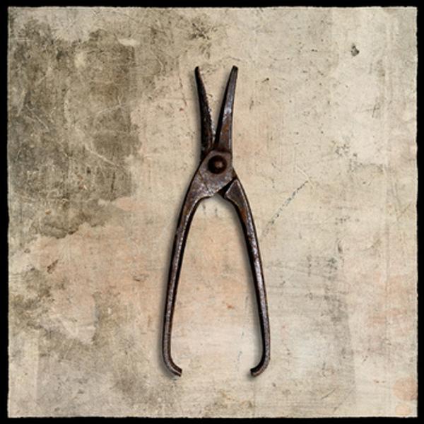 Monologue, photography by St&eacute;phane Moriau. In Object, Tools