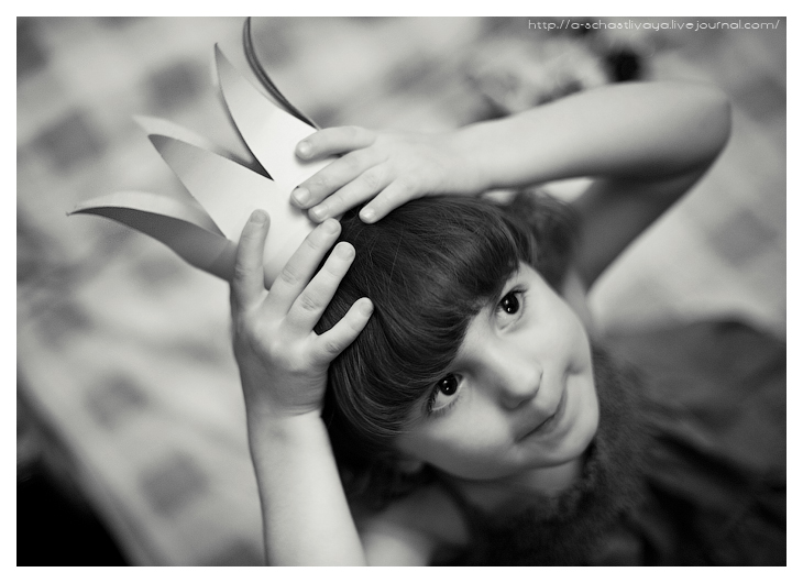 Princess, photography by Alexandra Schastlivaya. One second please, I will set right my crown.... Nikon D700, Nikkor 50mm 1.4. In People, Portrait