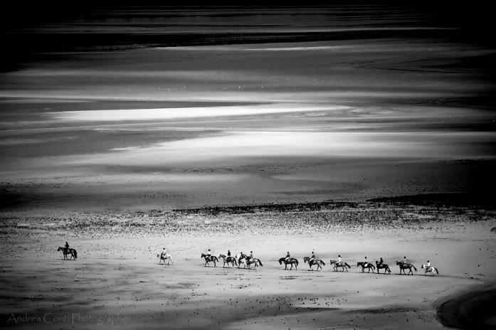 Caravanserai, photography by Andrea Conti. Nikon D300, Nikon 80-200 f/2.8 ED II. Shoot at the right place and moment