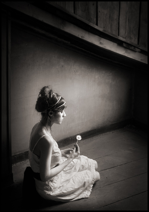 Le Pissenlit - The Dandelion, photography by Audrey Krommenacker. A dandelion in a attic, the meet between it and a woman.... Nikon D200. In People, Self-portrait, Female