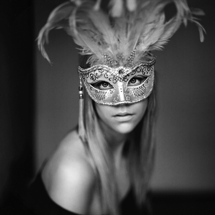 S, photography by Gregor L.. Mittelformat. In People, Portrait, Female