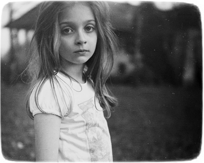 Braun Paxina 29, efke R50, Rodinal, digitalized by dSLR. Medium format, film. Long Hair, image by Dumbo I.gledam. Image #379774