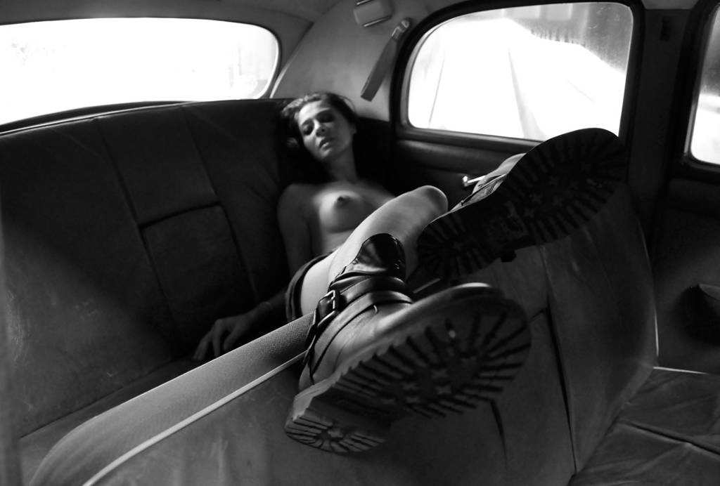 Nikon. In People, Miscellaneous, Female. Lib, photography by Audrey Baschet. Image #401374