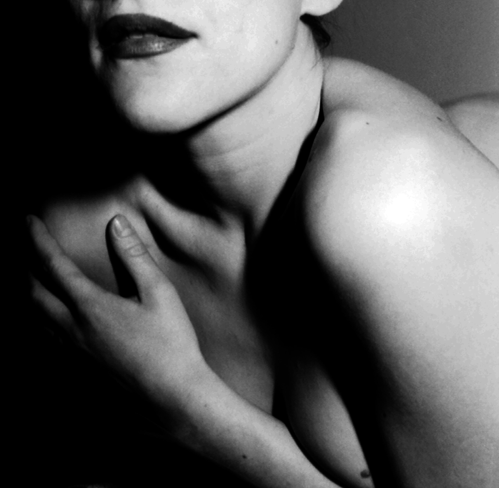 Les L&egrave;vres, photography by Marco Truchi. nikon D100. noir et blanc. In People, Nude, Female