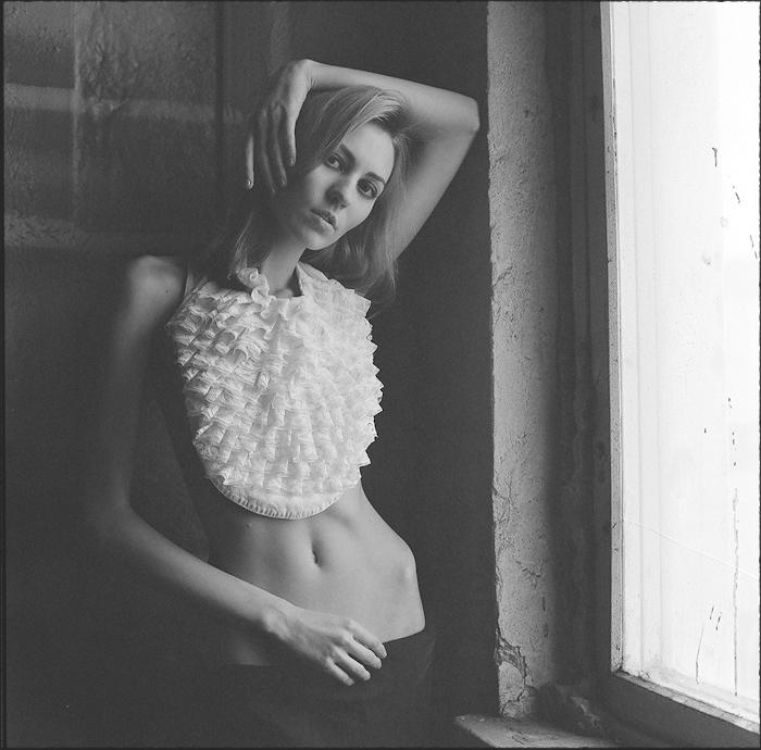 Untitled, photography by Romanova Marina. ilford 3200. In People, Portrait, Female