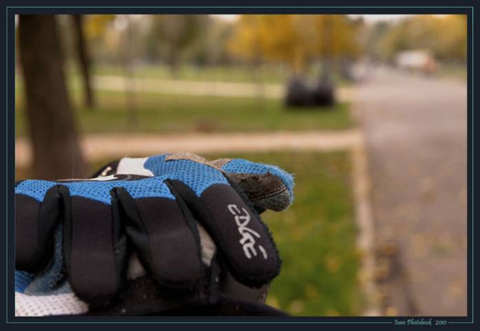 In Object, Clothing. The Right Hand, photography by Florescu Ioan. Image #245834