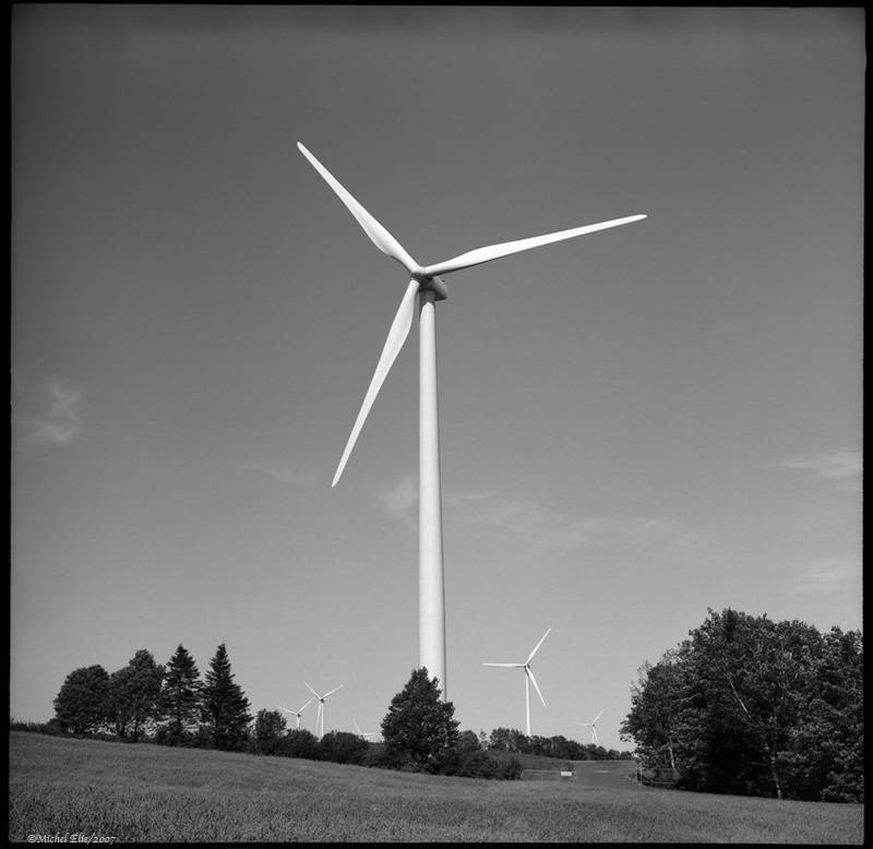 Eole, photography by Michel Elie. p6tl. argentique. In Industrial, technology, Machine