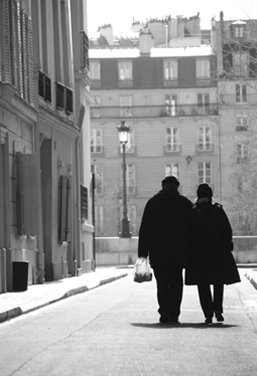 Peaceful City Walk, photography by Annechia Van Den Berg. Sony DSLR A700. In People, Everyday, City life